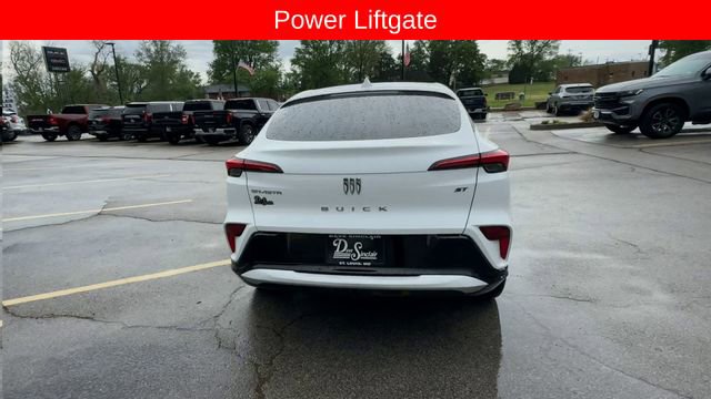 Used 2024 Buick Envista Sport Touring w/ Convenience I Package FWD image 7