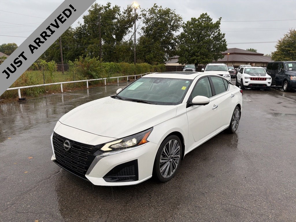 Used 2024 Nissan Altima 2.5 SL