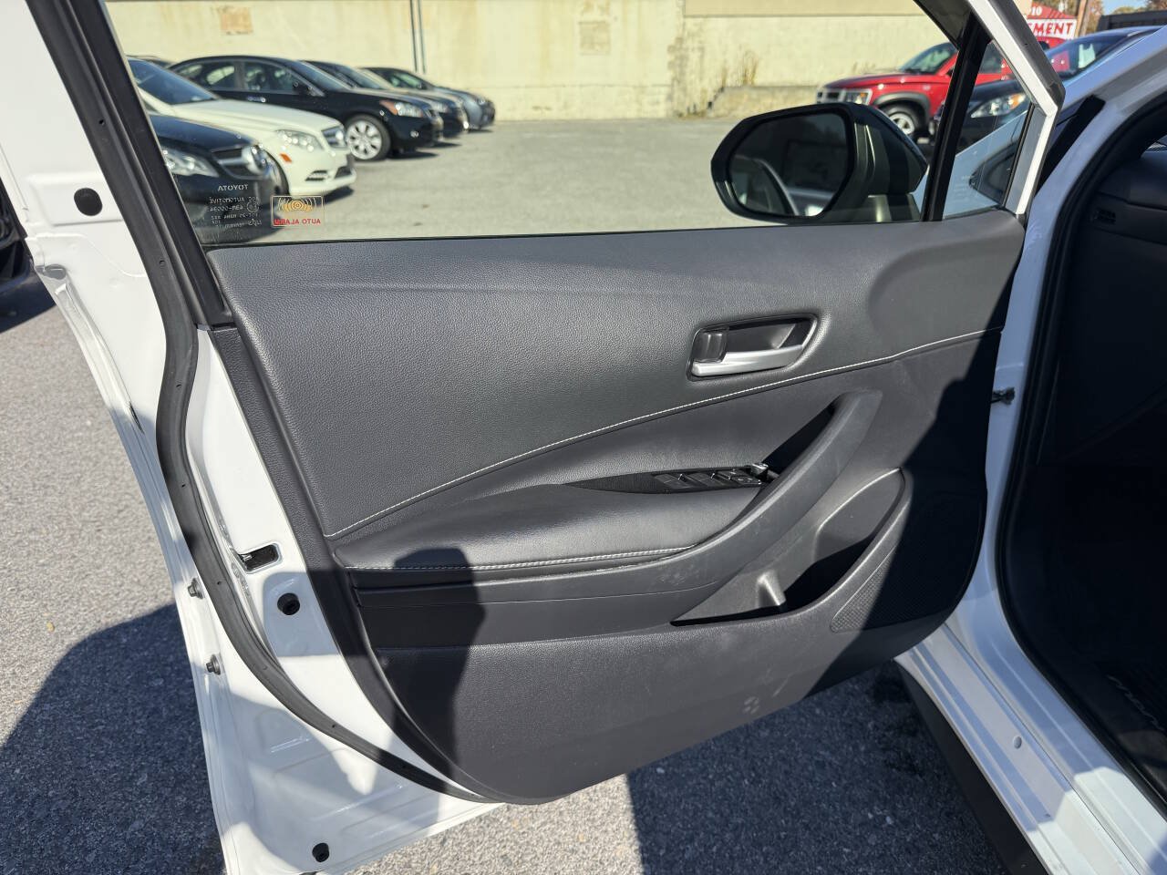 Used 2021 Toyota Corolla SE FWD image 10