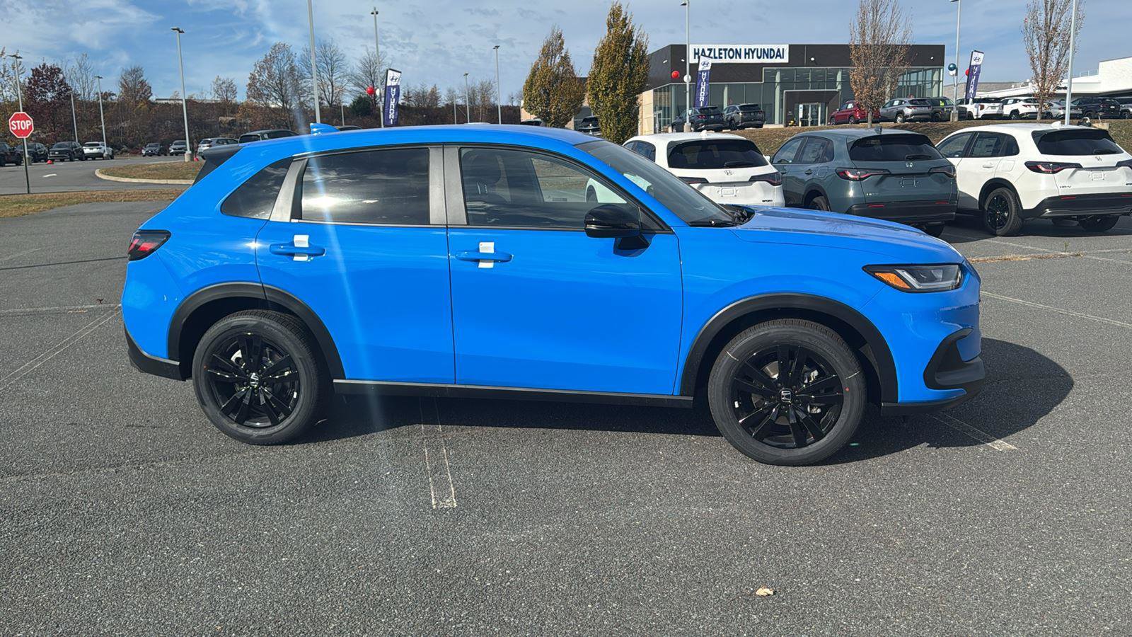 New 2026 Honda HR-V Sport image 3