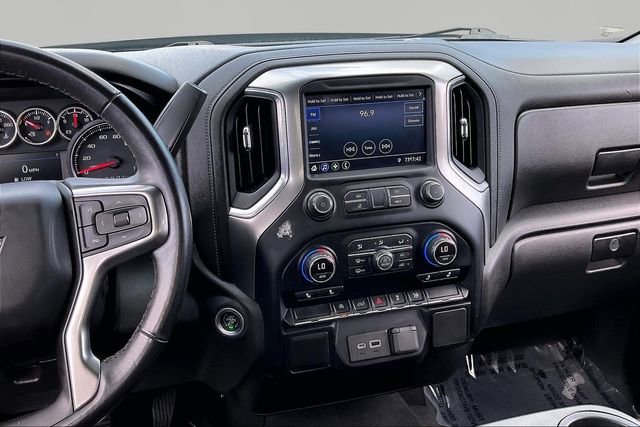 Used 2021 Chevrolet Silverado 1500 RST image 9