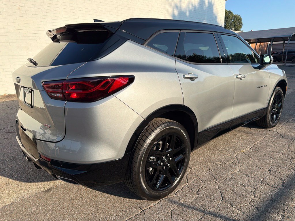 New 2026 Chevrolet Blazer RS w/ Driver Confidence II Package AWD/4WD image 2