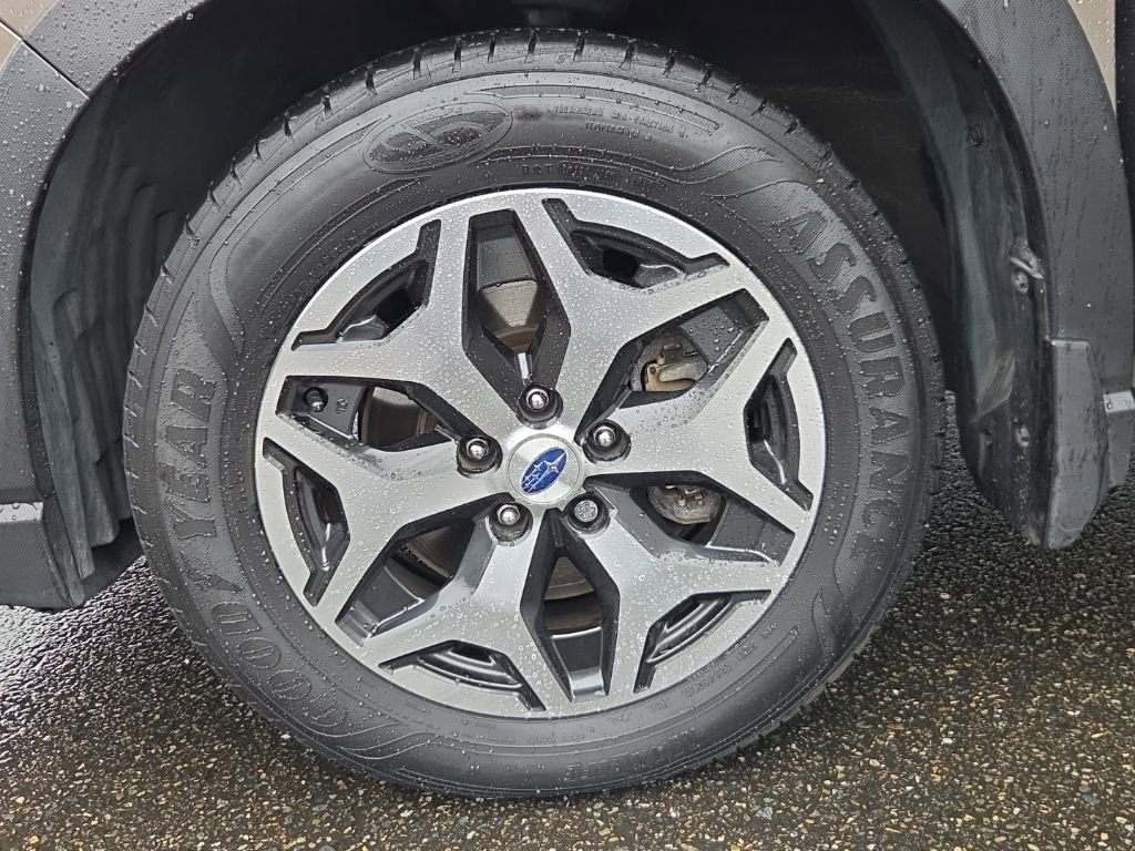 Used 2019 Subaru Forester Premium w/ All-Weather Package image 28
