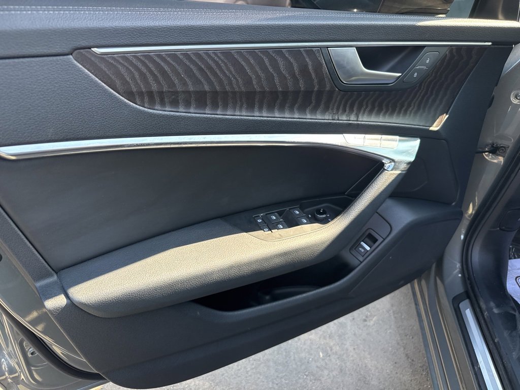 Used 2023 Audi A6 2.0T Premium w/ Convenience Package image 8