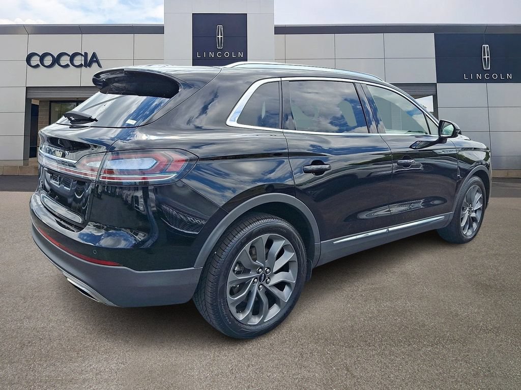 Certified 2023 Lincoln Nautilus Reserve AWD/4WD image 4