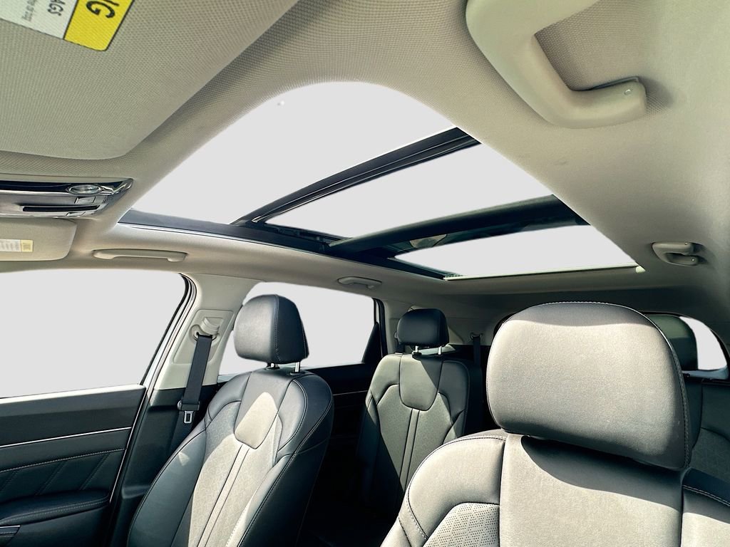 Certified 2023 Kia Sorento SX AWD/4WD image 22