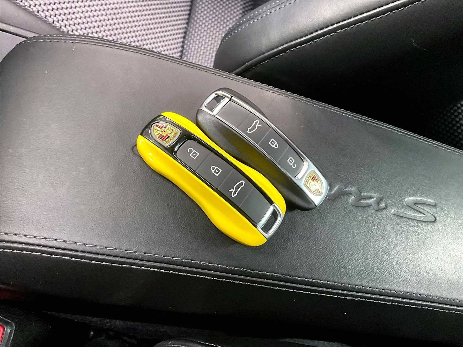 Used 2020 Porsche 911 Carrera S image 37