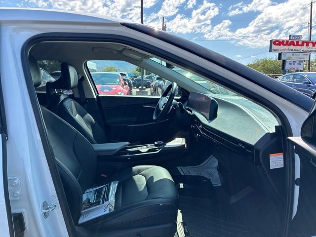 Used 2024 Kia EV6 Wind AWD/4WD image 27