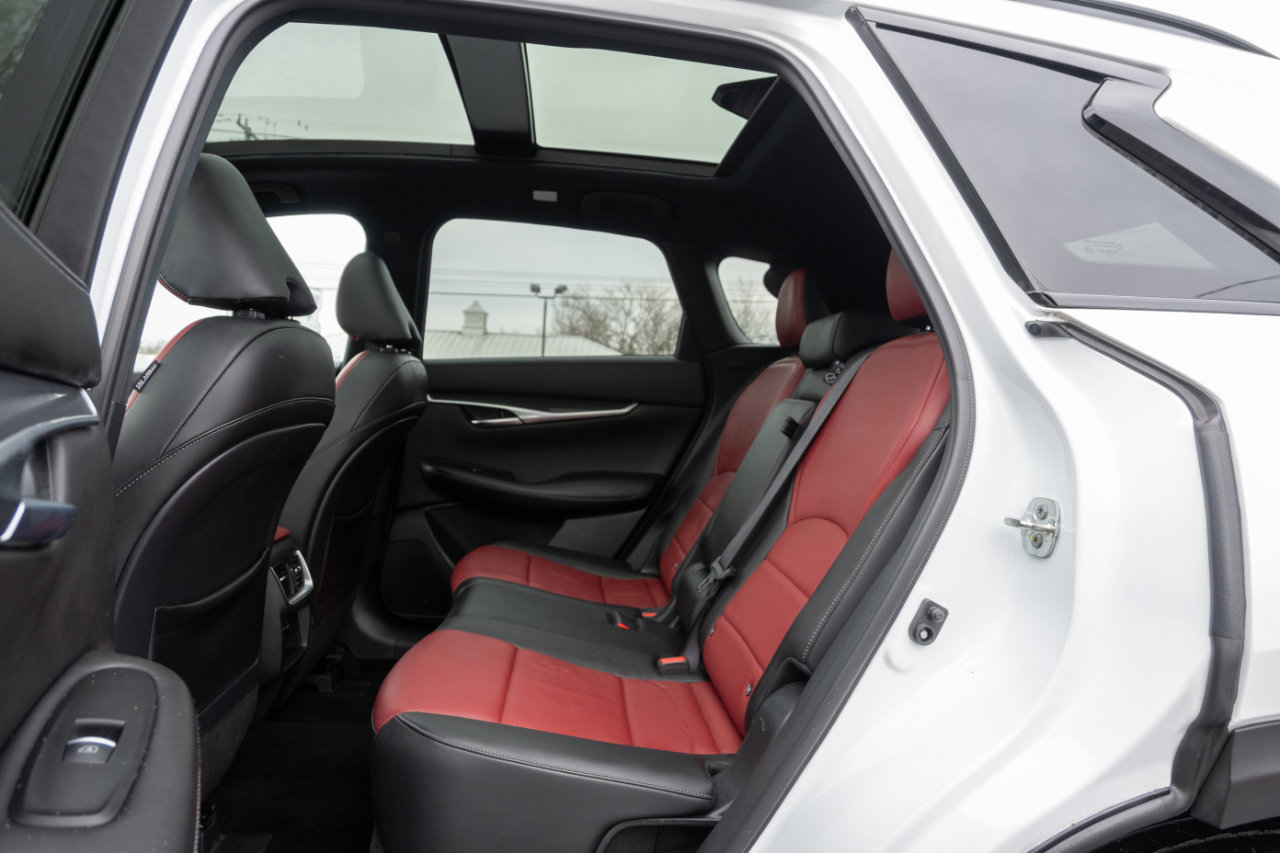 Used 2023 INFINITI QX50 Sport image 17