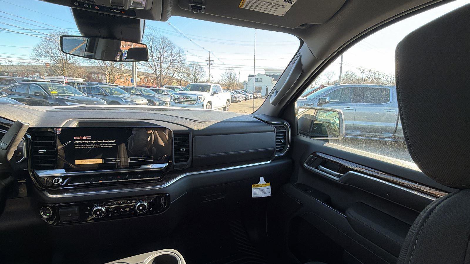 New 2026 GMC Sierra 1500 Elevation image 24