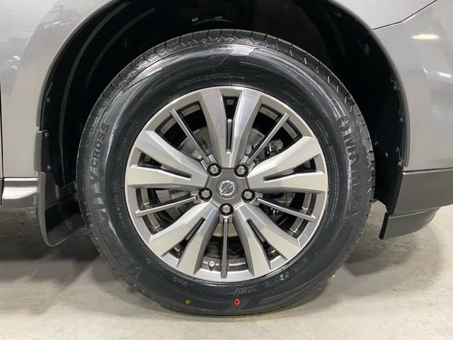 Certified 2018 Nissan Pathfinder SV AWD/4WD image 32