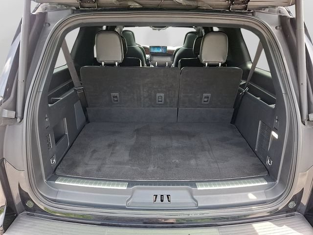 Used 2022 Lincoln Navigator L Reserve w/ Equipment Group 201A AWD/4WD image 33