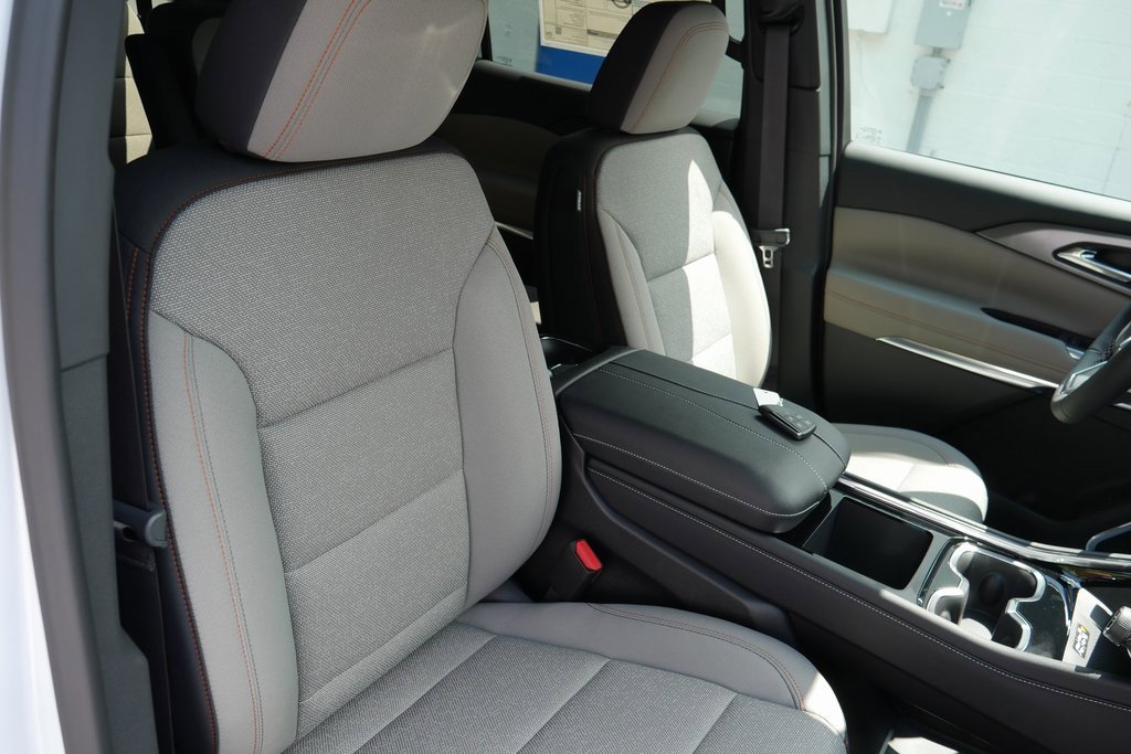 New 2026 Chevrolet Traverse LT w/ Enhanced Driving Package image 21