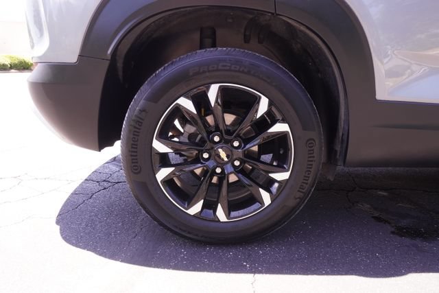 Used 2023 Chevrolet TrailBlazer LT w/ Convenience Package AWD/4WD image 34