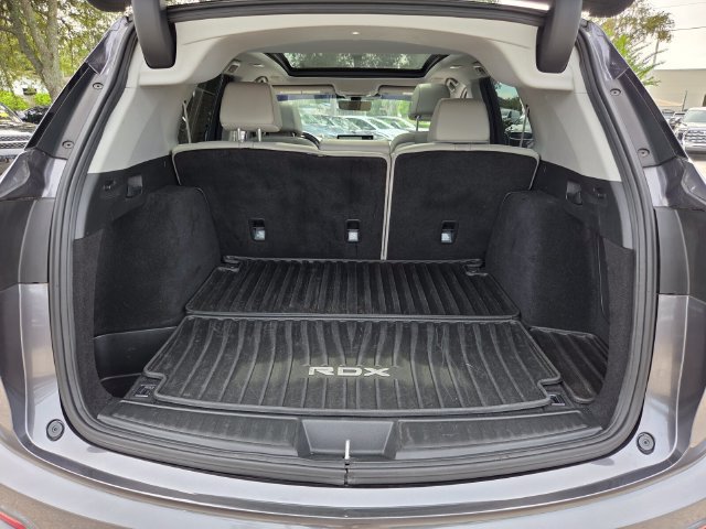 Used 2019 Acura RDX w/ Technology Package FWD image 17