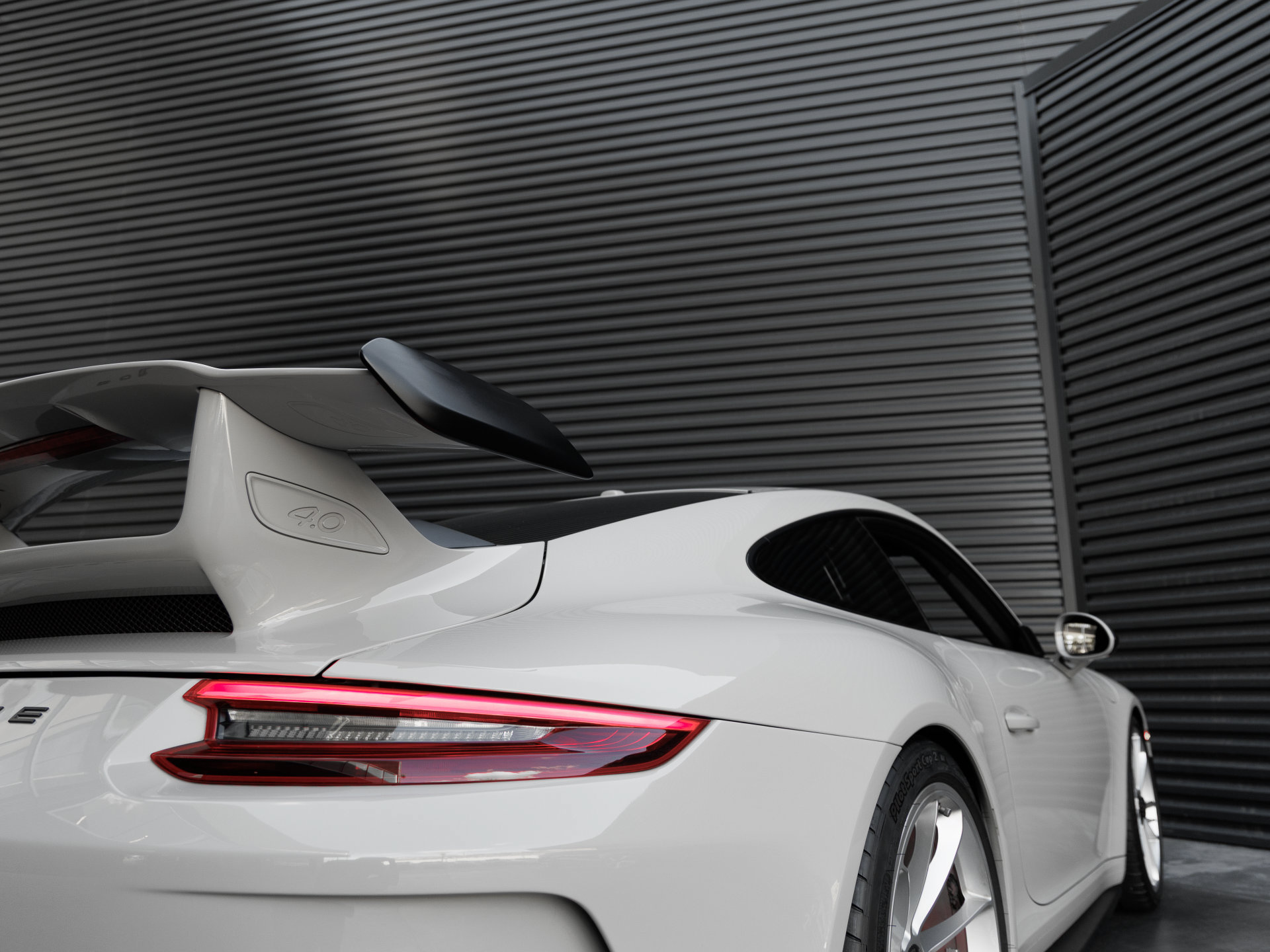 Used 2018 Porsche 911 GT3 RWD image 38