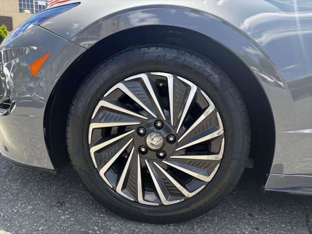 Used 2023 Hyundai Sonata SEL w/ Cargo Package FWD image 8