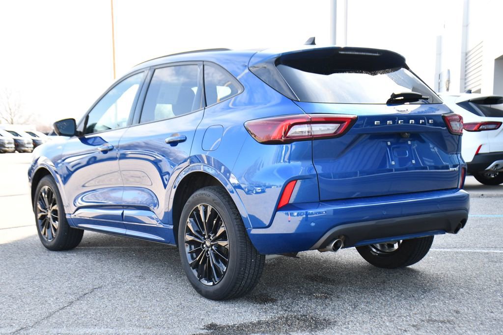 Used 2023 Ford Escape ST-Line Elite image 4