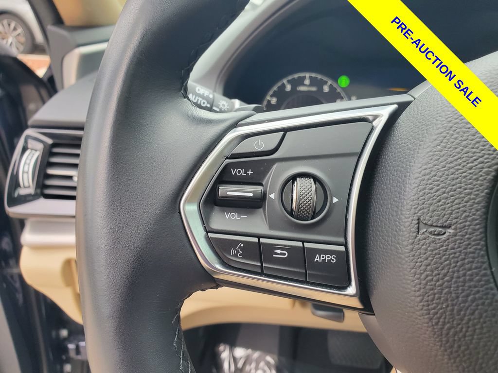 Used 2024 Acura RDX SH-AWD image 25