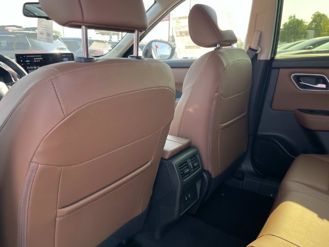 New 2026 Nissan Rogue Platinum AWD/4WD image 19