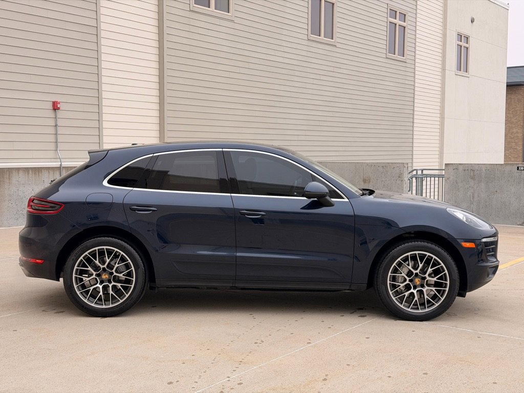 Used 2017 Porsche Macan S image 8