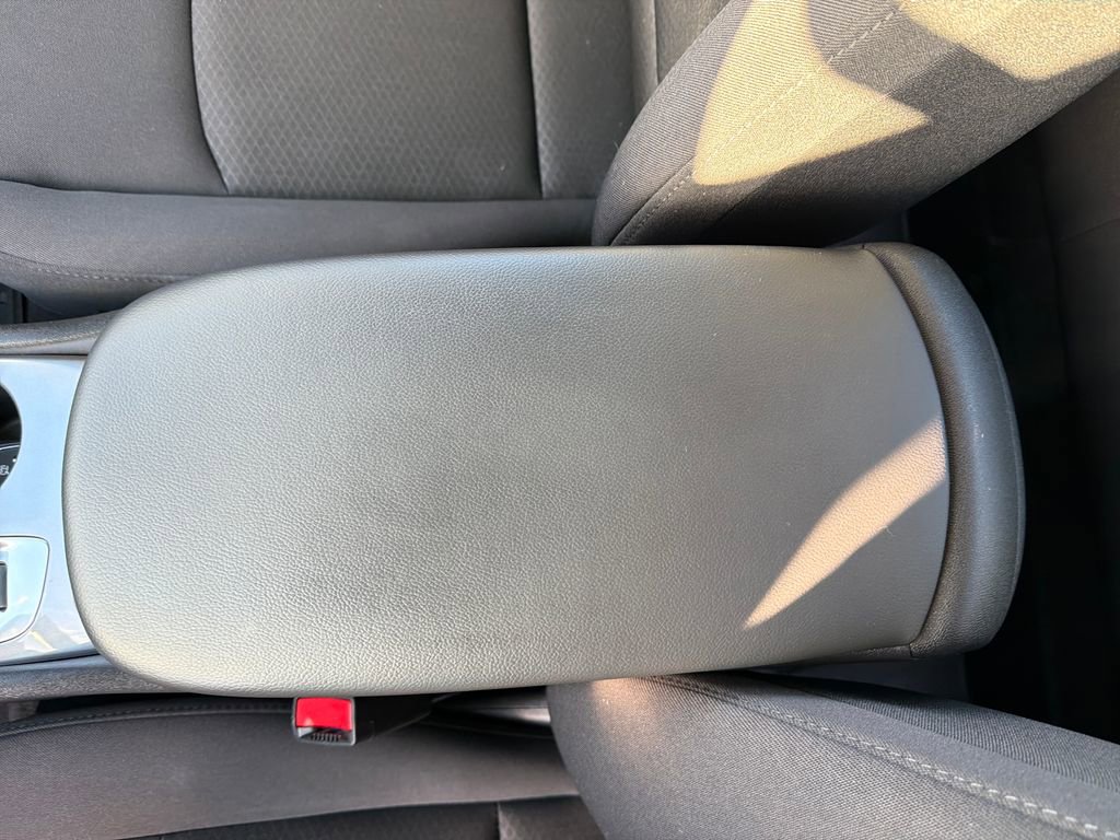 Used 2023 Chevrolet Malibu RS image 25