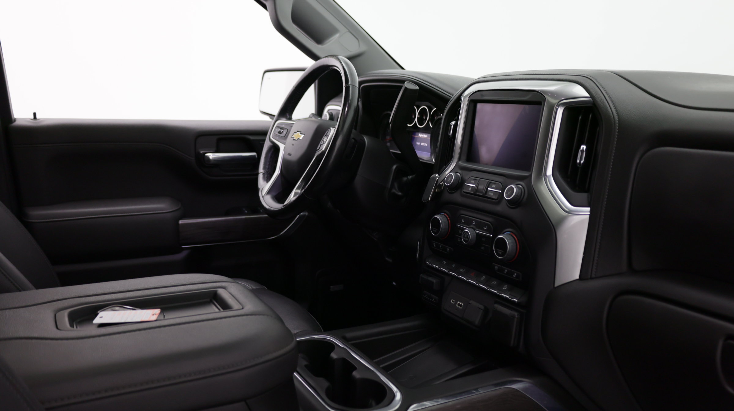 Used 2022 Chevrolet Silverado 1500 LTZ w/ LTZ Convenience Package II AWD/4WD image 37