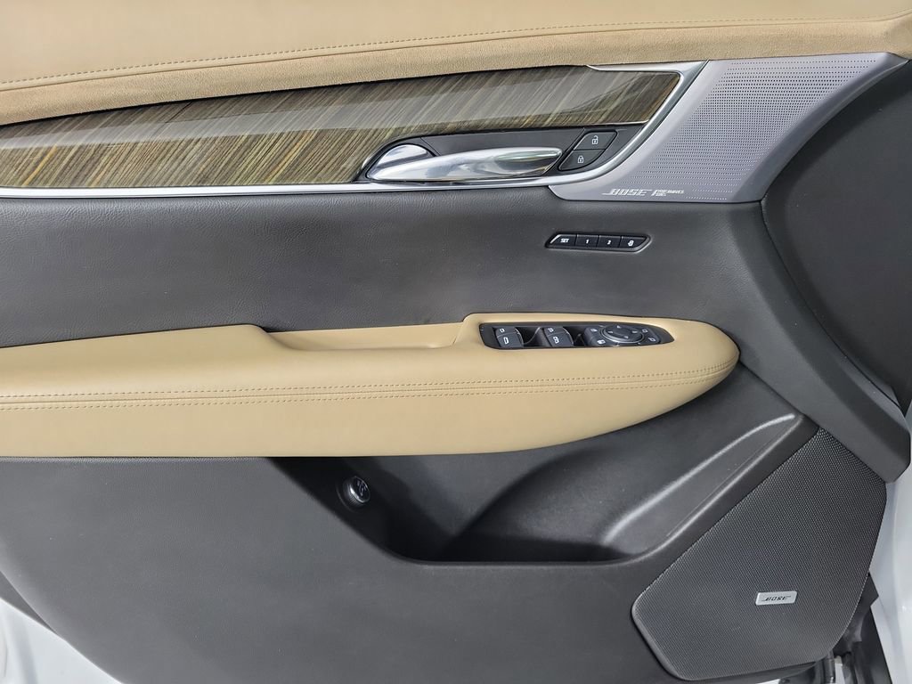 Used 2023 Cadillac XT6 Premium Luxury w/ Platinum Package image 21