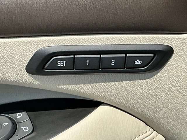 Used 2018 Buick LaCrosse Essence w/ Sights and Sounds Package FWD image 10