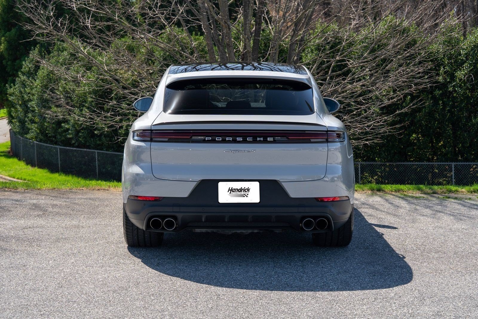 Certified 2025 Porsche Cayenne S w/ Premium Package Plus AWD/4WD image 7