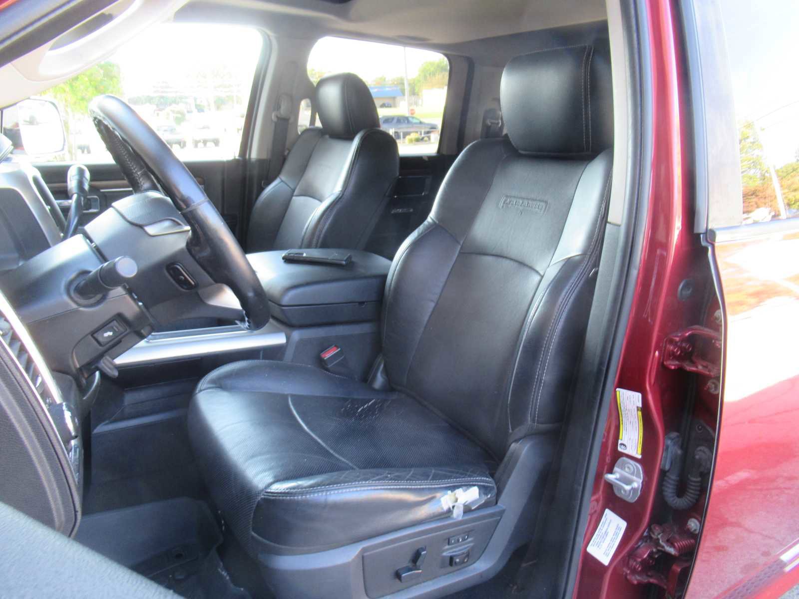 Used 2014 RAM 2500 Laramie image 18