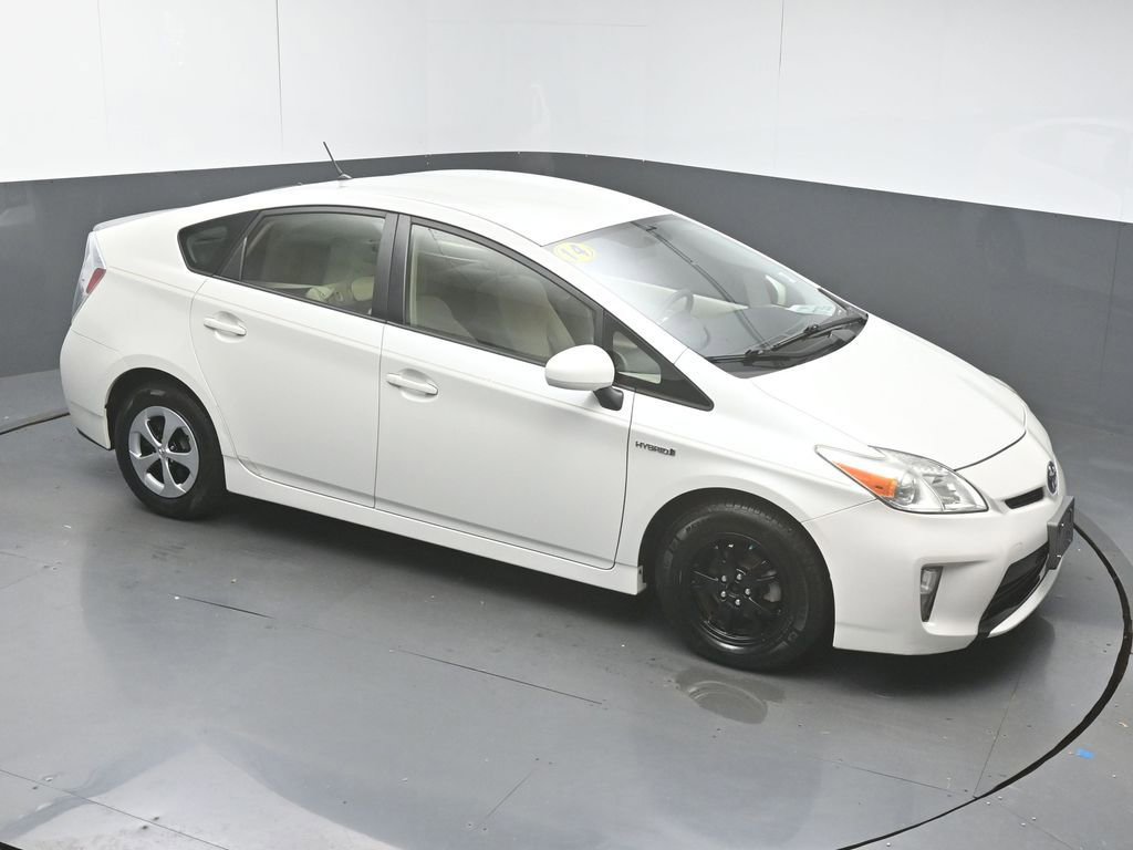 Used 2014 Toyota Prius Two FWD image 37