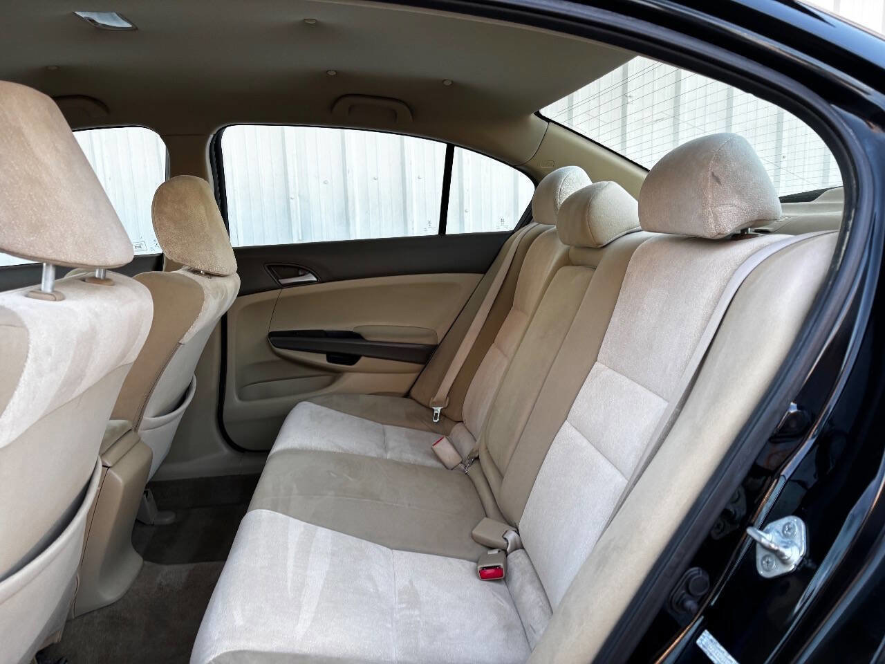 Used 2010 Honda Accord LX-P image 32