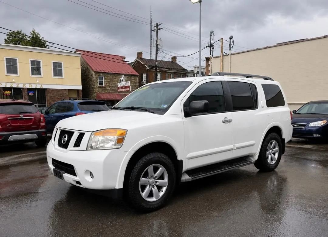 Used 2013 Nissan Armada SV AWD/4WD image 1