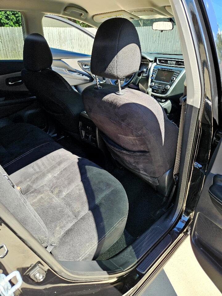 Used 2019 Nissan Murano S image 11