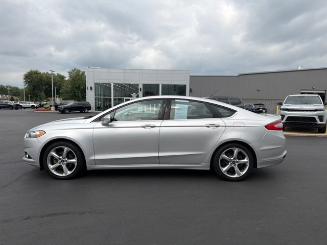 Used 2014 Ford Fusion SE FWD image 4