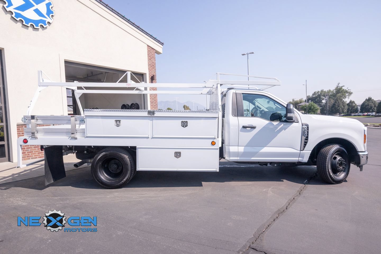 Used 2024 Ford F350 XL w/ XL Chrome Package RWD image 8