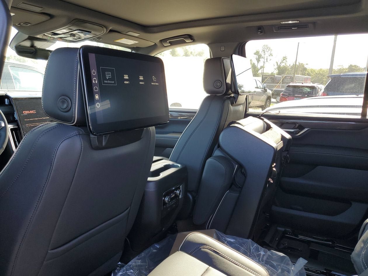 New 2026 GMC Yukon XL Elevation w/ Elevation Premium Package AWD/4WD image 10