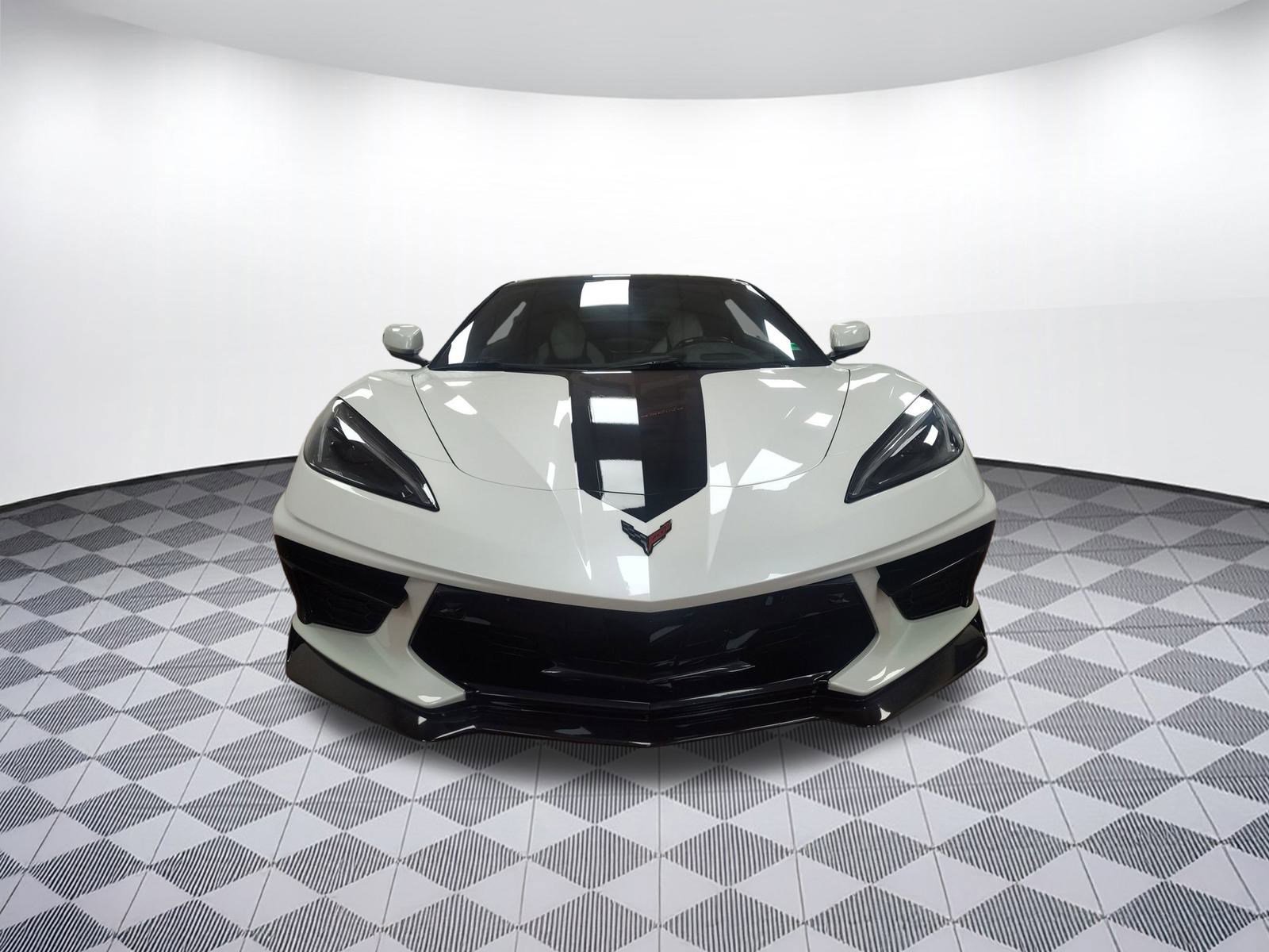 Used 2023 Chevrolet Corvette Stingray Premium Conv w/ Z51 Performance Package image 5