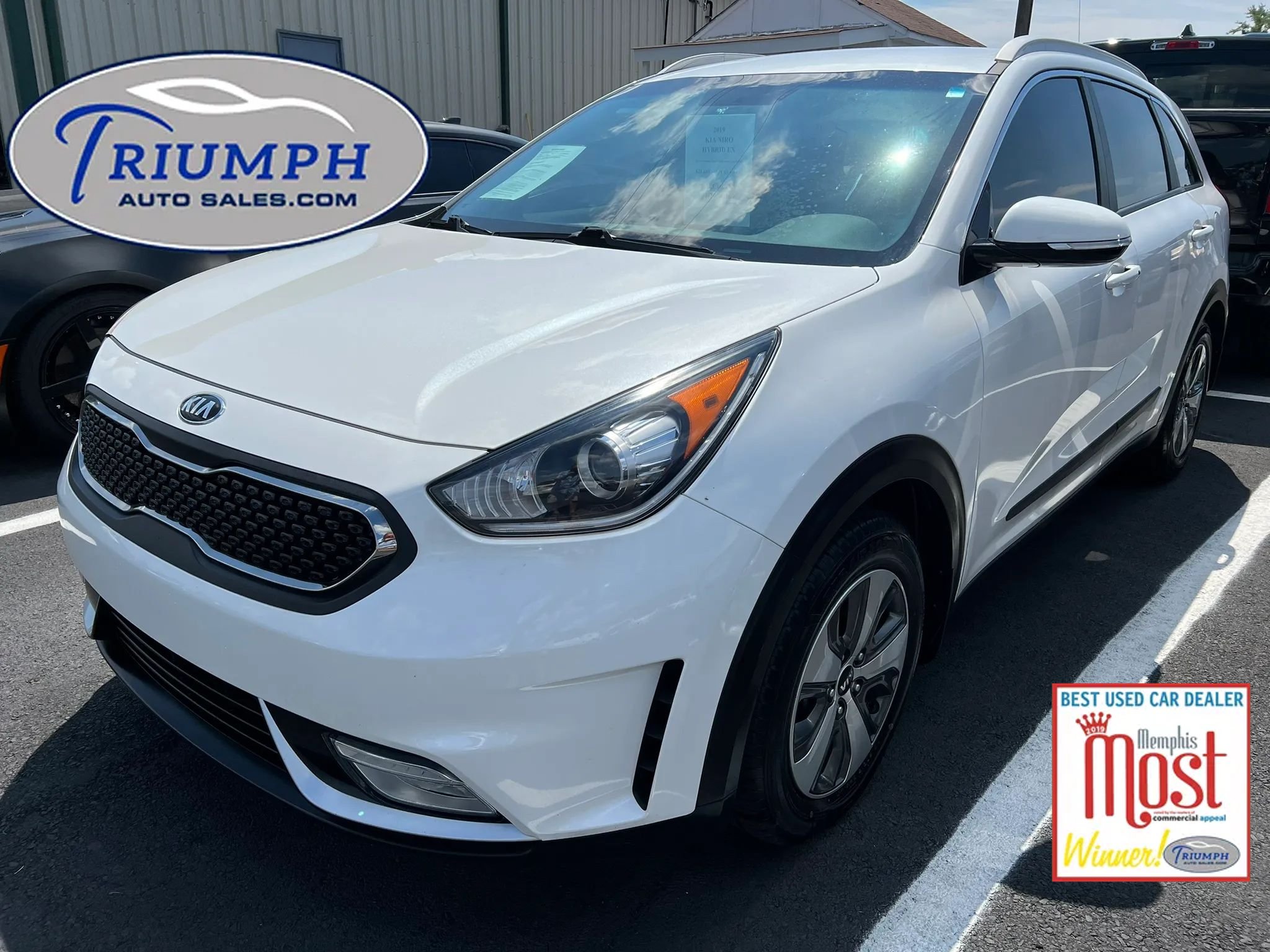 Used 2019 Kia Niro EX FWD image 1