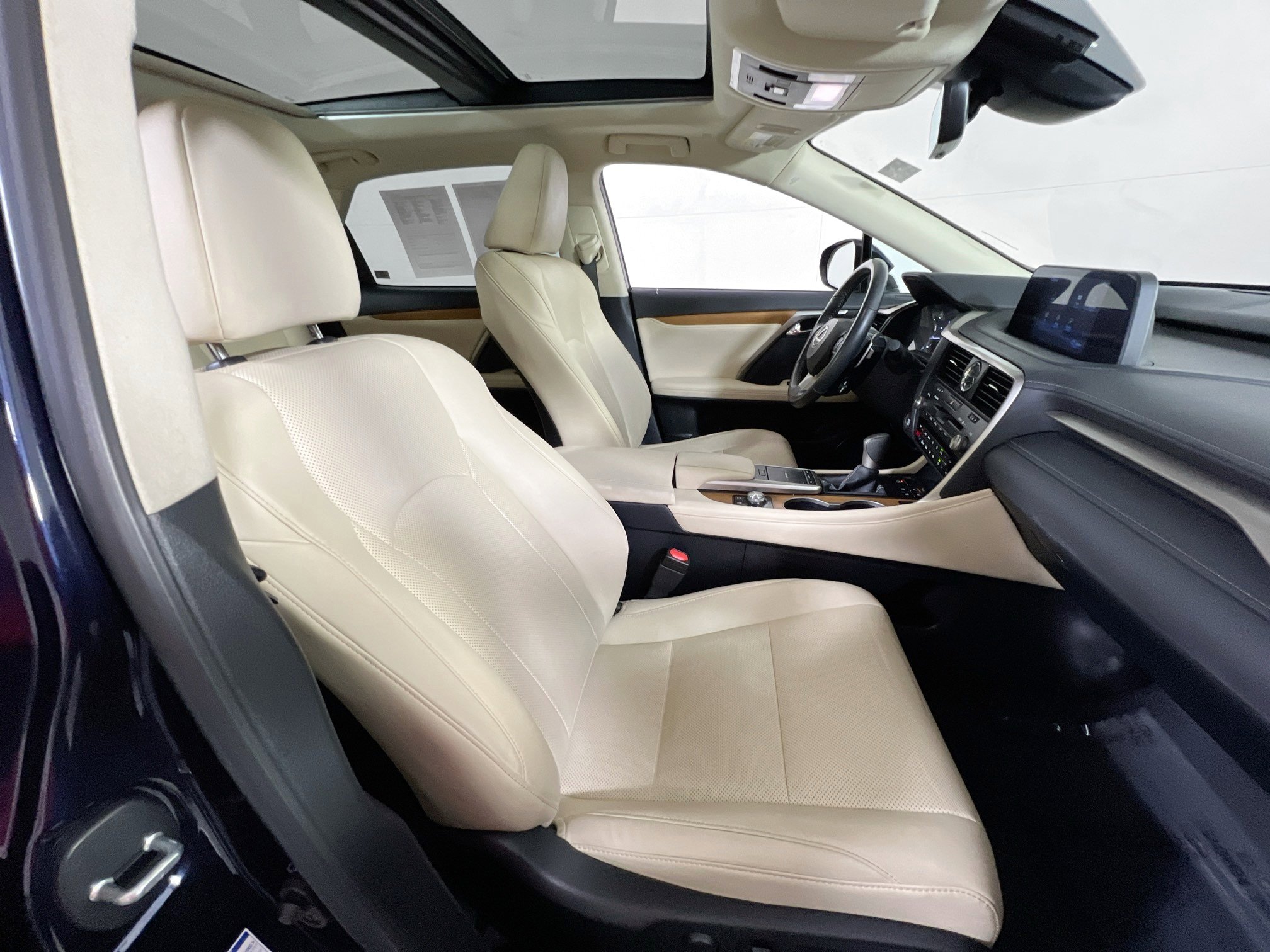 Used 2022 Lexus RX 350 AWD w/ Premium Package image 27