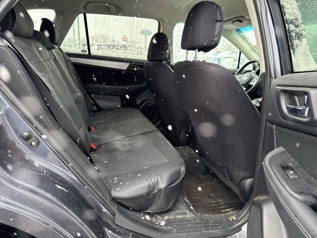 Used 2017 Subaru Outback 2.5i Premium image 13