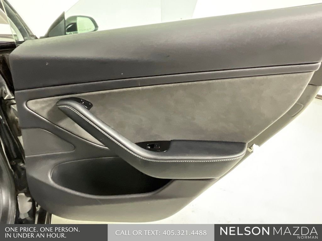 Used 2019 Tesla Model 3 Standard Range Plus image 22