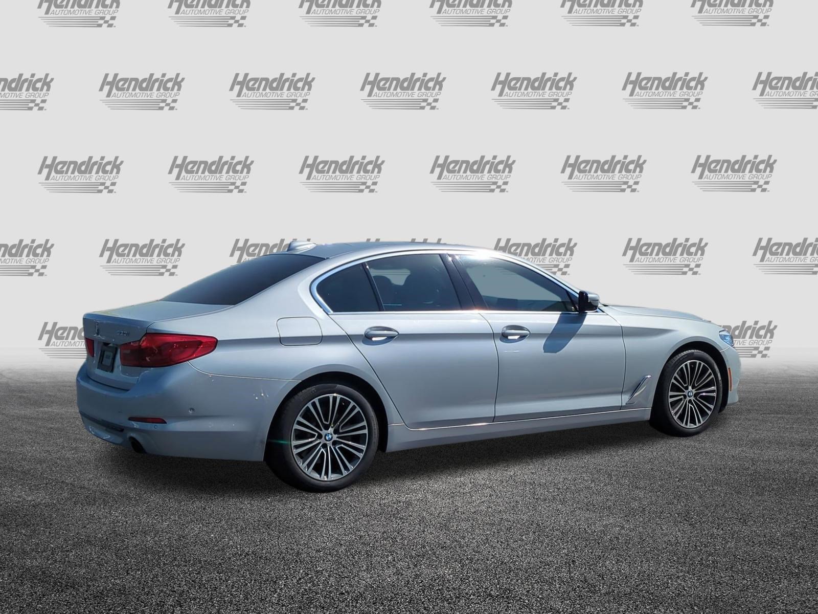 Used 2019 BMW 530i w/ Convenience Package image 10