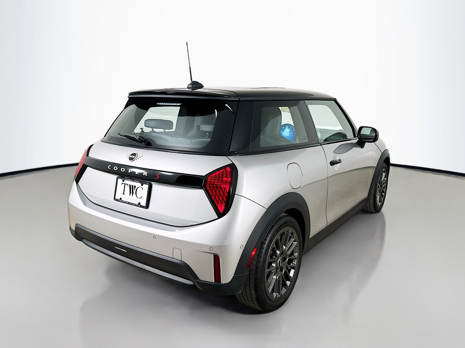 Certified 2026 MINI Cooper S FWD image 5