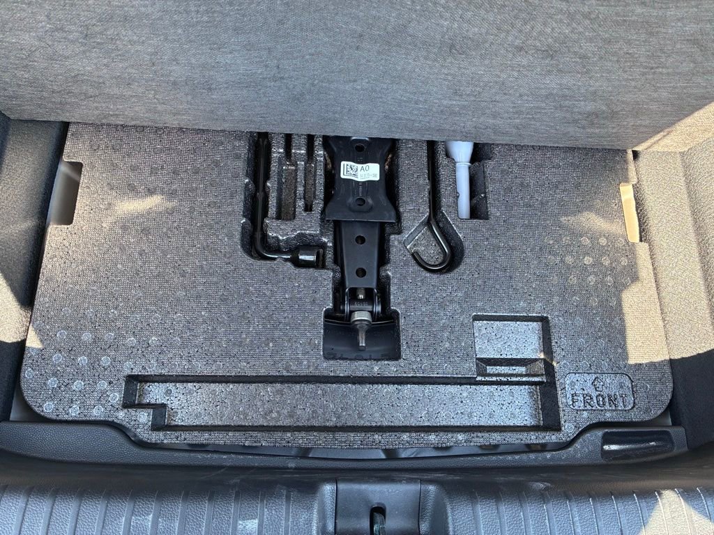Used 2025 Honda Accord SE image 14