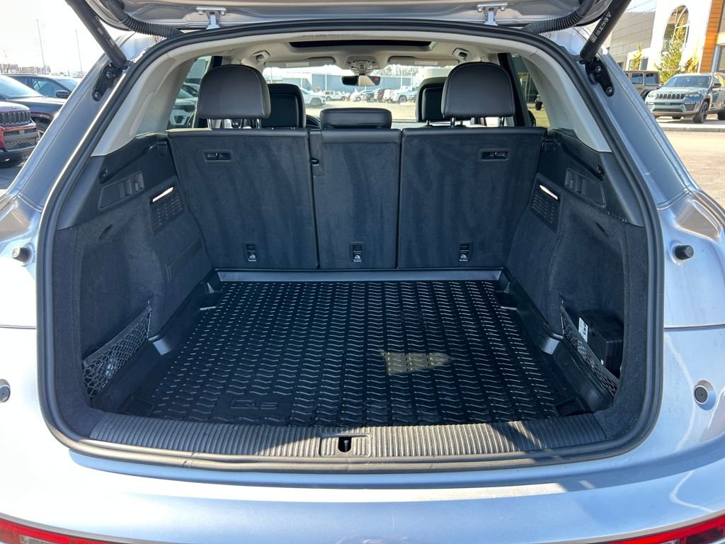 Used 2023 Audi Q5 2.0T Premium Plus w/ Premium Plus Package image 54