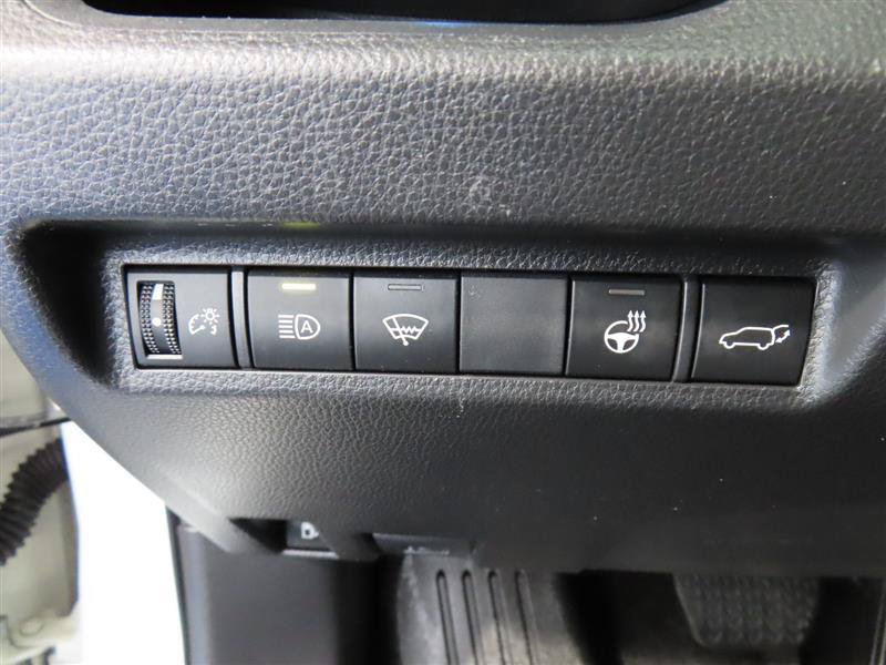Used 2022 Toyota RAV4 XSE w/ Weather Package AWD/4WD image 19