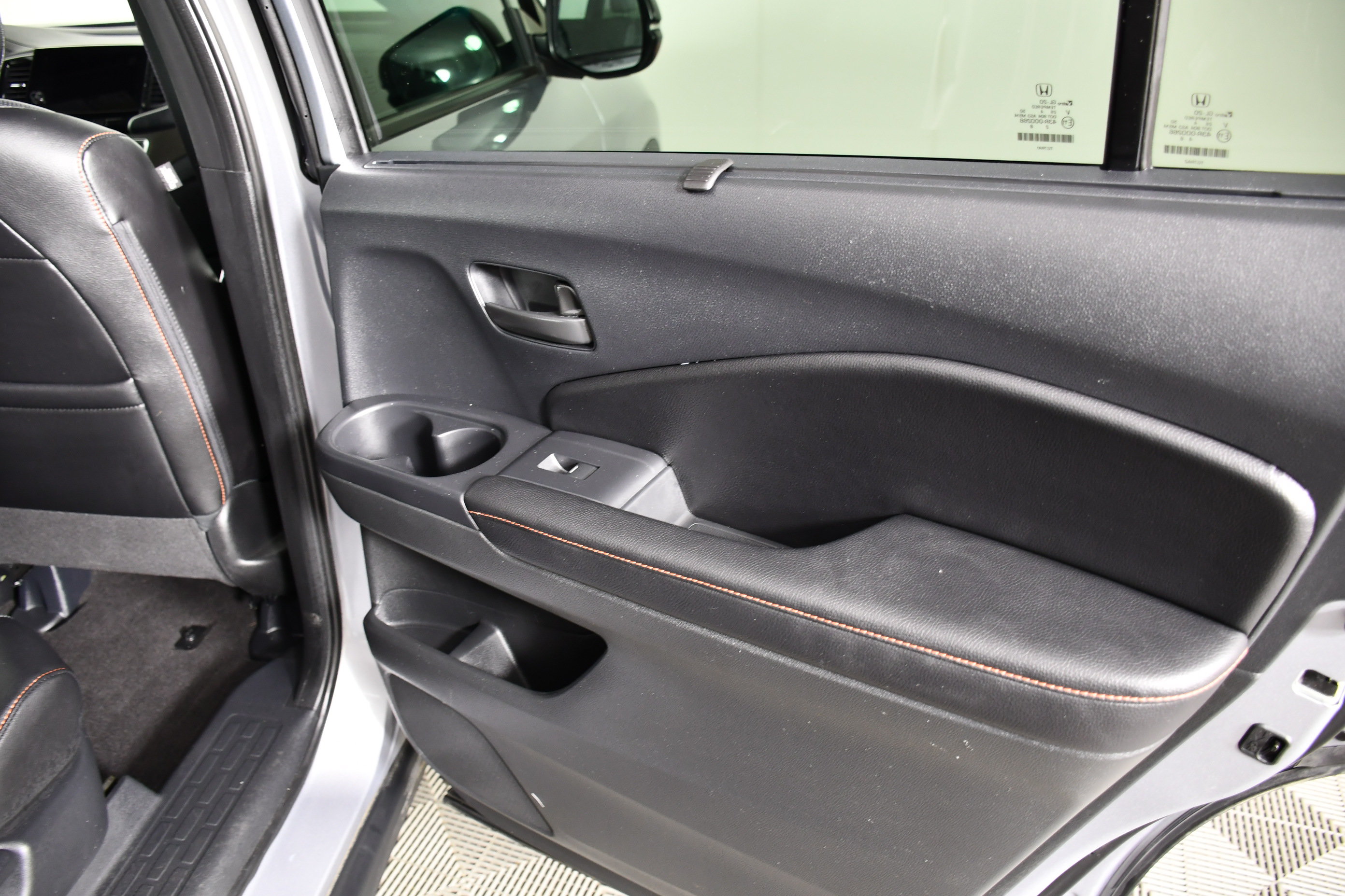 Certified 2025 Honda Passport TrailSport image 44