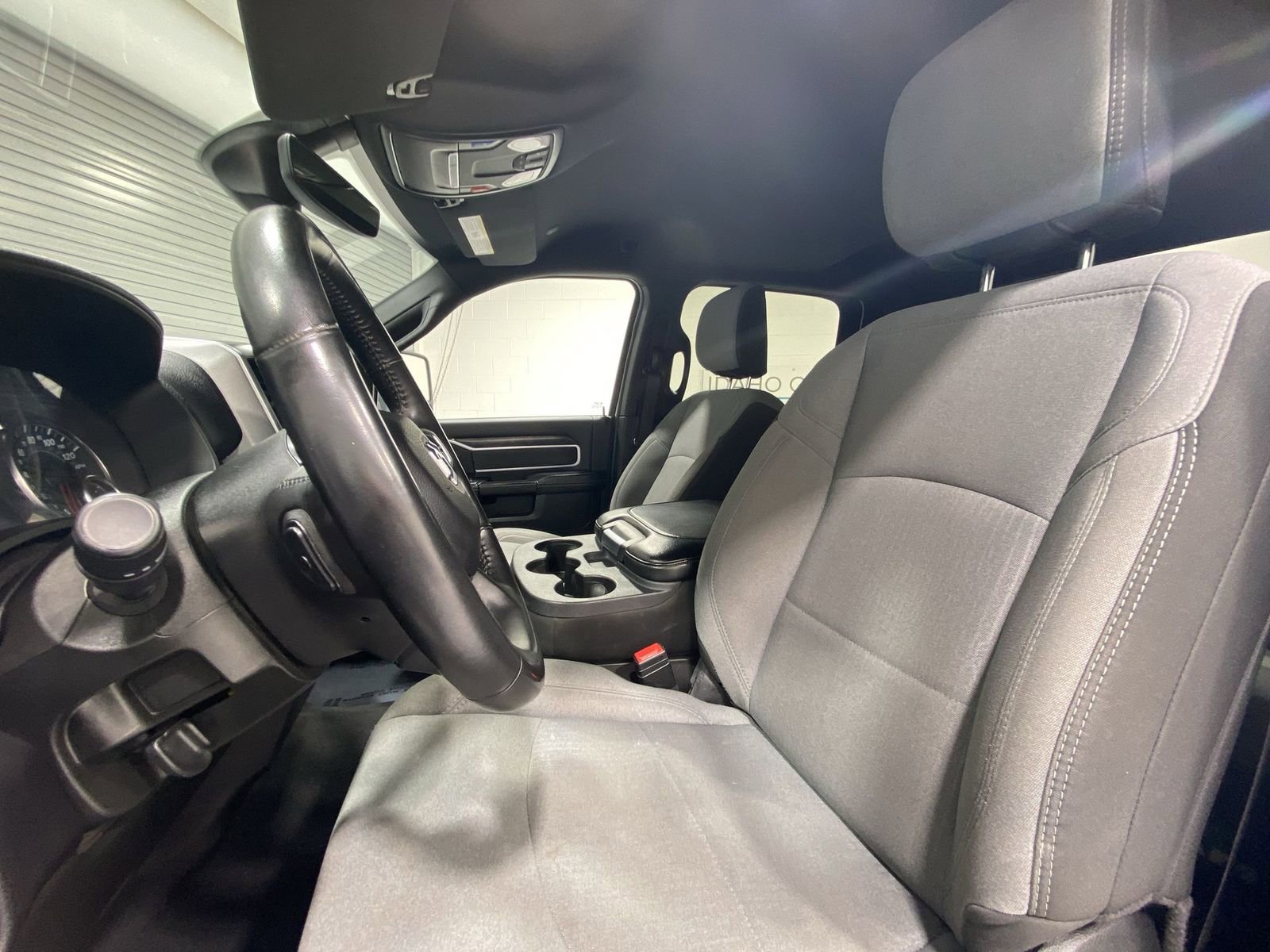 Used 2024 RAM 3500 Big Horn image 11